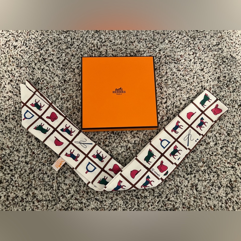 AUTHENTIC HERMES BAG TWILLY WITH BOX EUC
